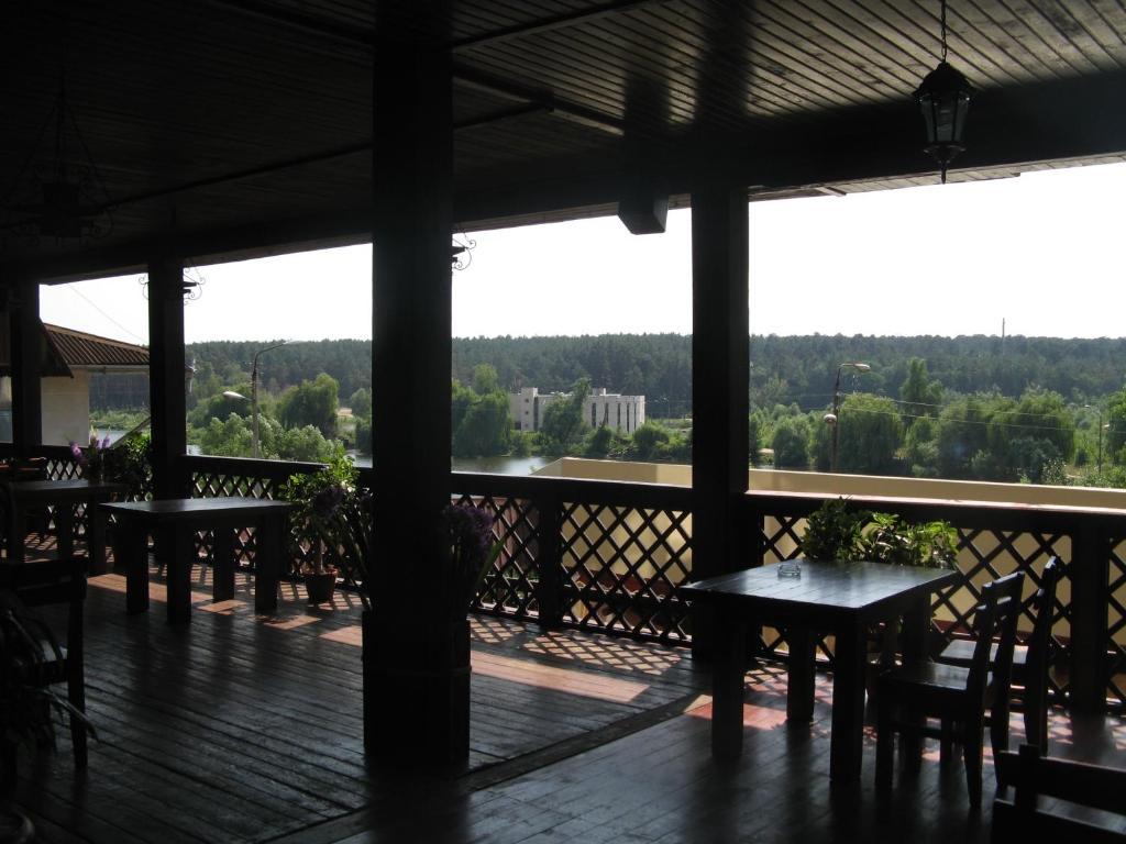 Hotel Complex Verhovina Kiev Bagian luar foto
