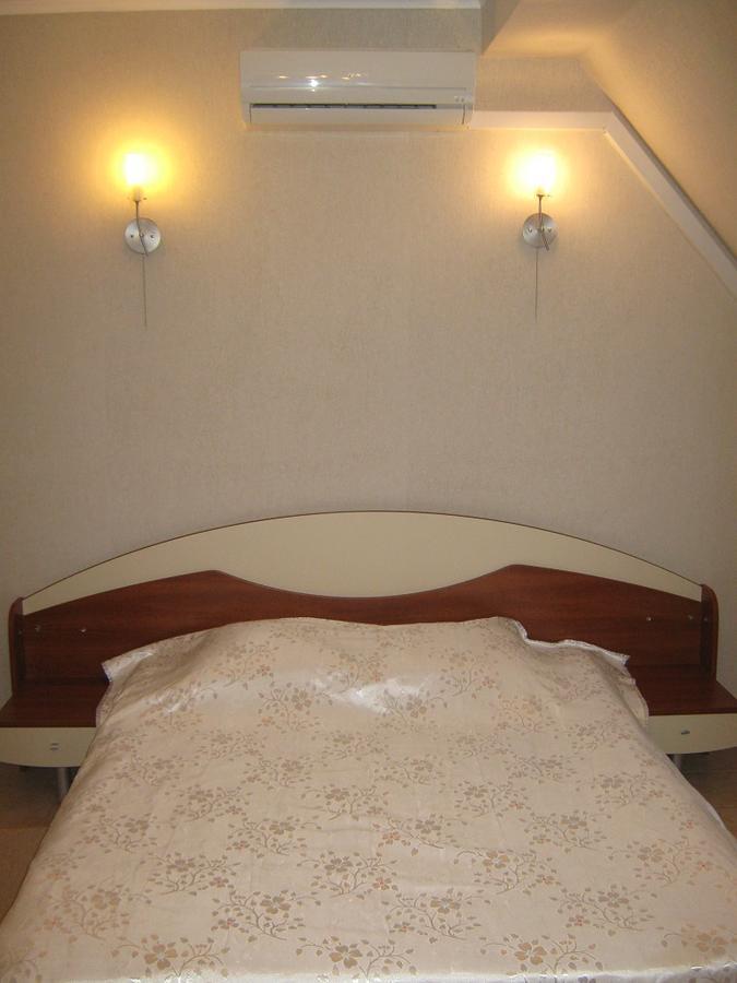 Hotel Complex Verhovina Kiev Bagian luar foto